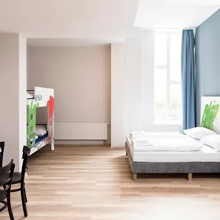 호텔 A&o Venezia 2*