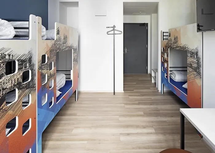 Hotel A&o Venezia 2*